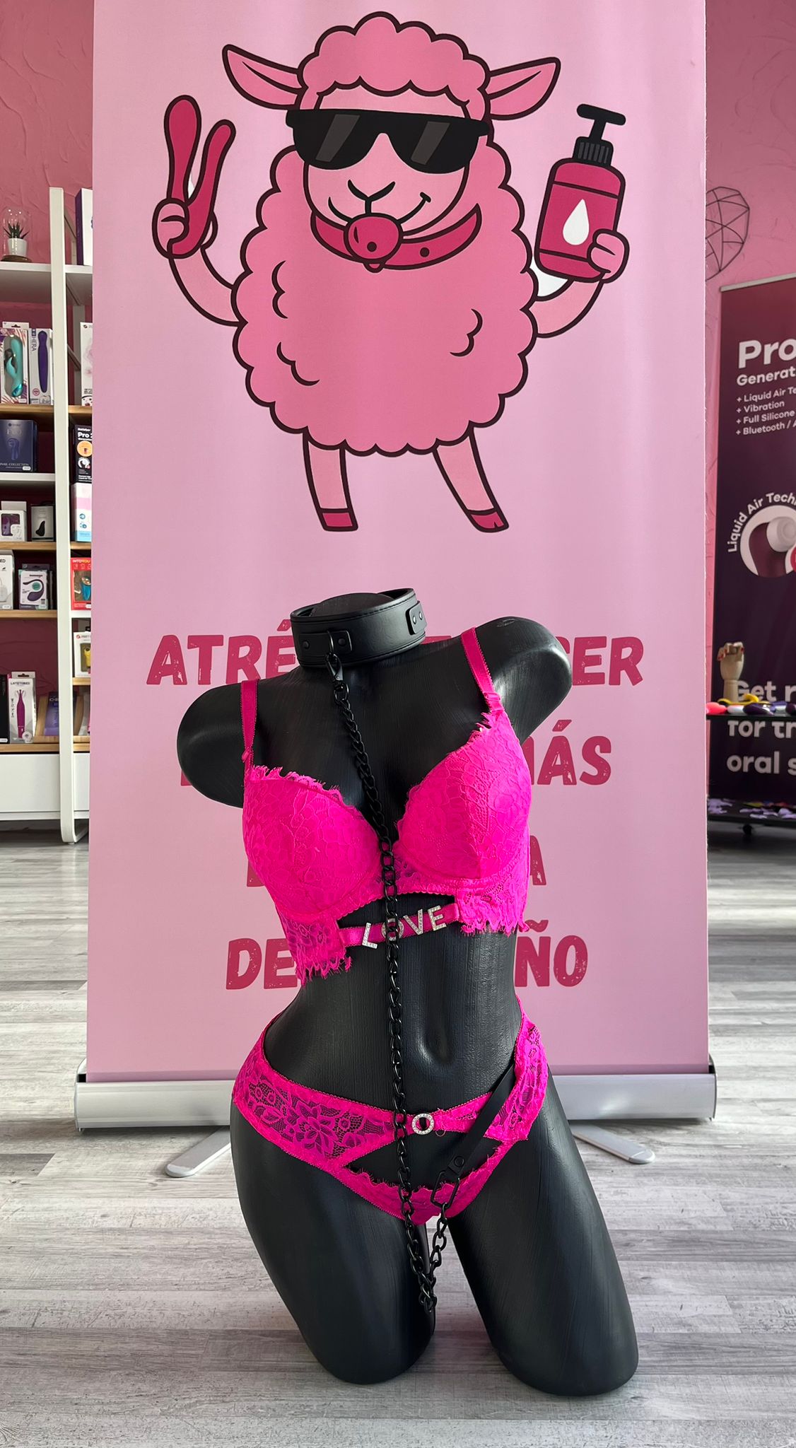 conjunto rosa love 2 piezas TALLA S - 38B - VICTORIA